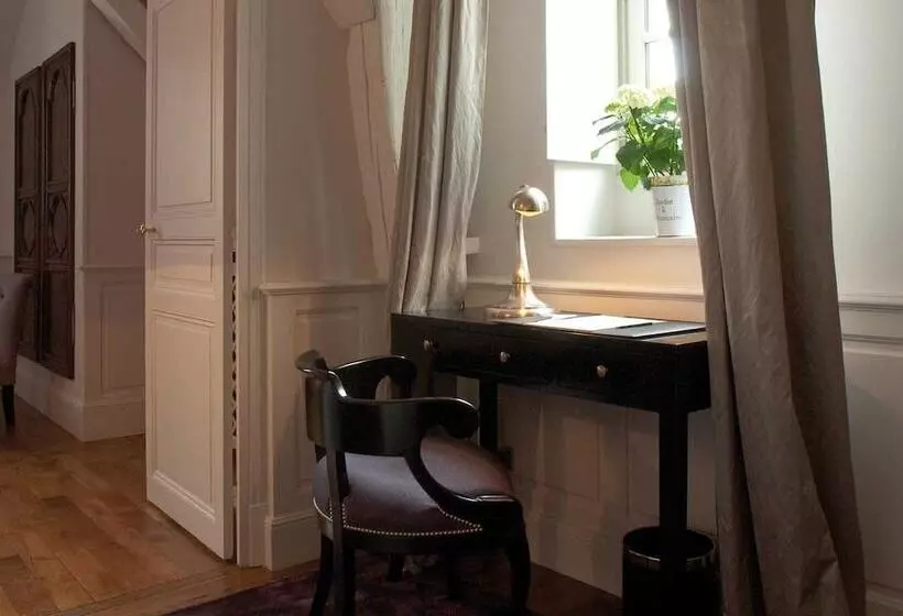 ジュニアスイート, La Cour Berbisey