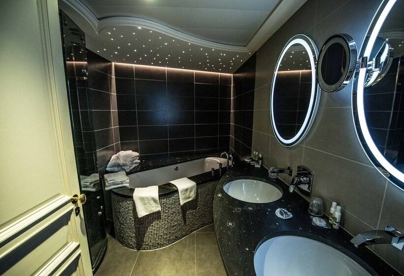 尊贵套房, La Cour Berbisey