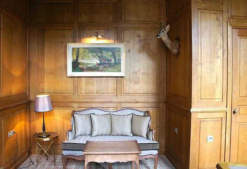 Люкс Престиж, La Cour Berbisey