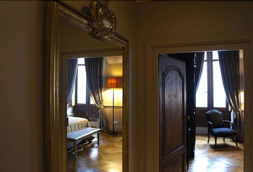 프레스티지 스위트, La Cour Berbisey