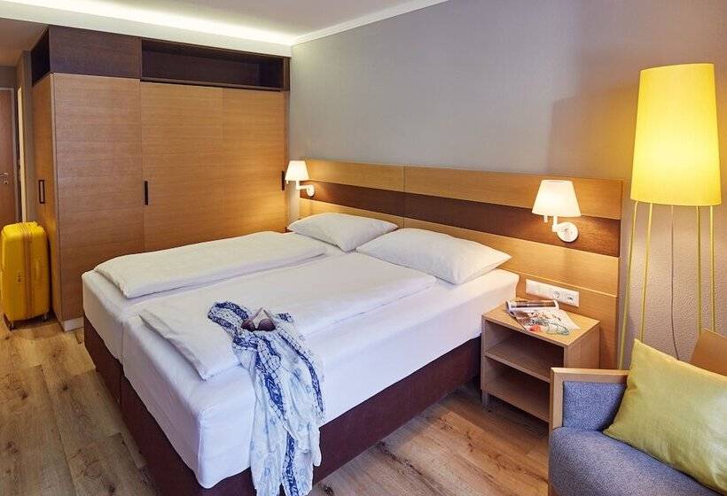 اتاق سوپریور, Robinson Landskron