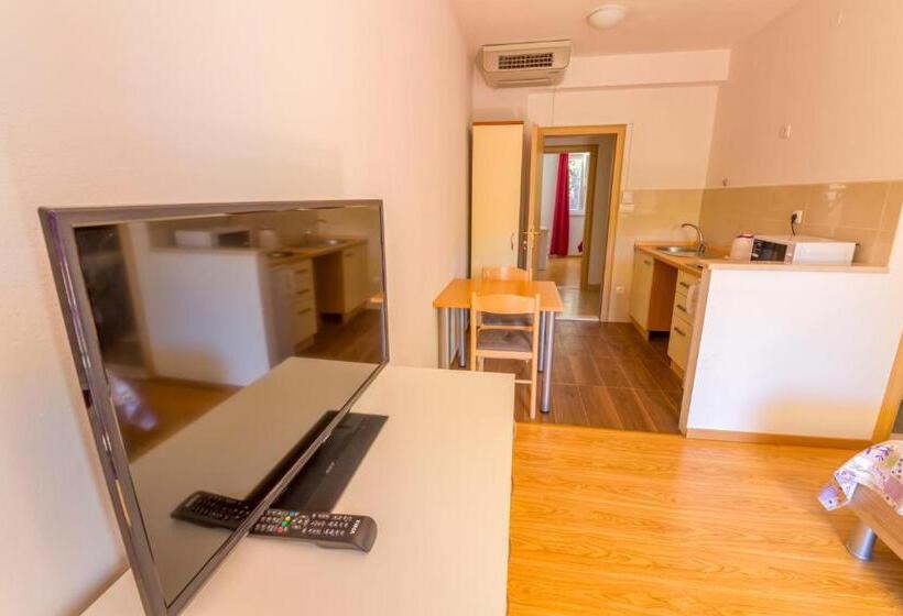 バルコニー付きスタンダードステューディオ, Rooms Karla