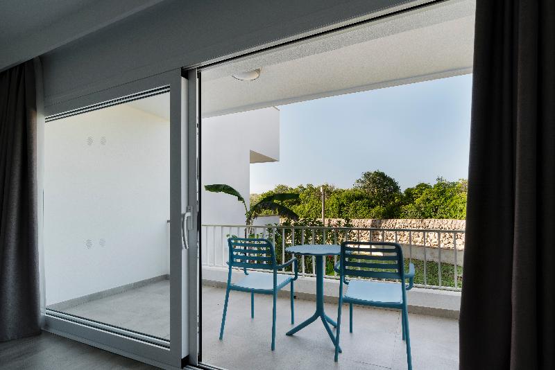 اتاق استاندارد, Sapphire Marine