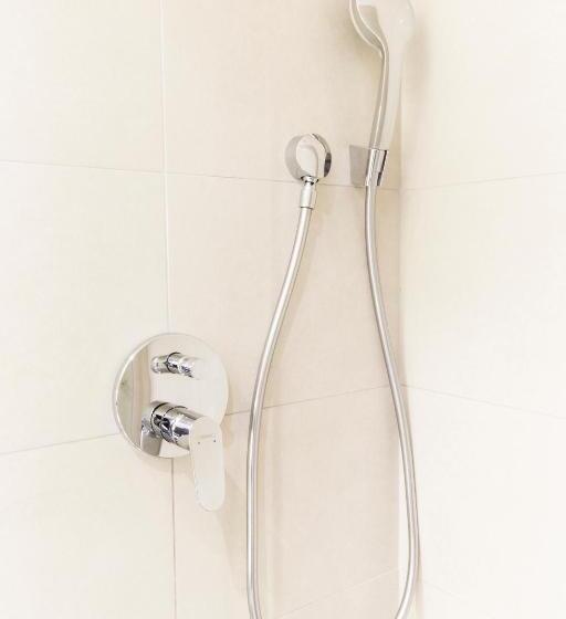 Habitación Estàndard Individual, Zeniva