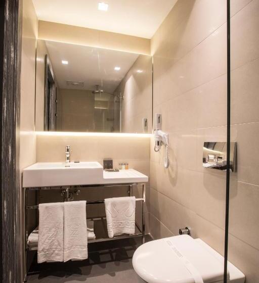 Habitación Estàndard Individual, Zeniva