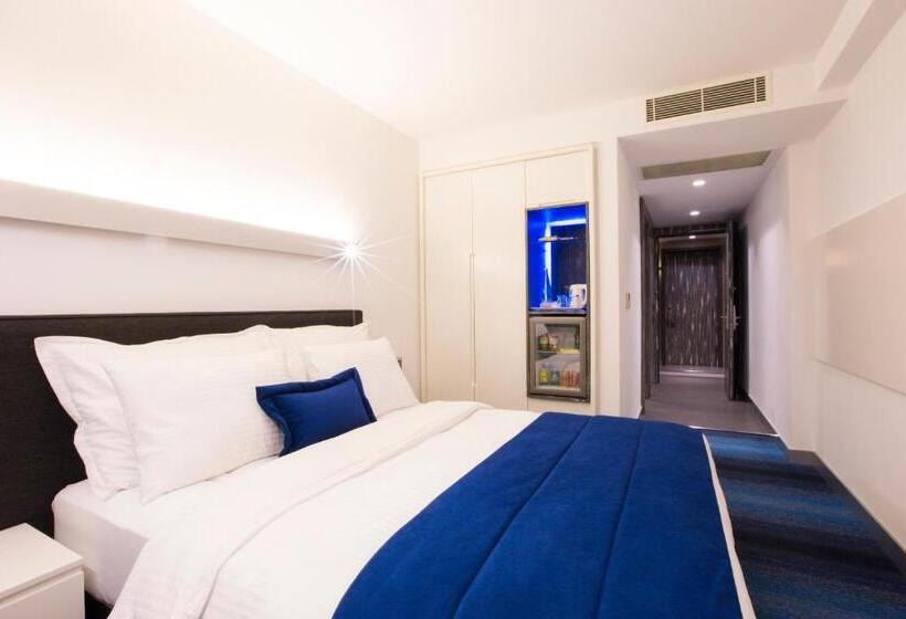 Habitación Estàndard Individual, Zeniva