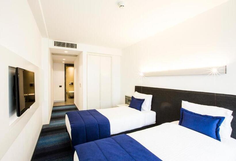 Habitació Estàndard, Zeniva