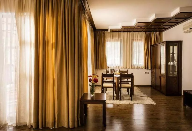 スイート, Spa Hotel Ismena