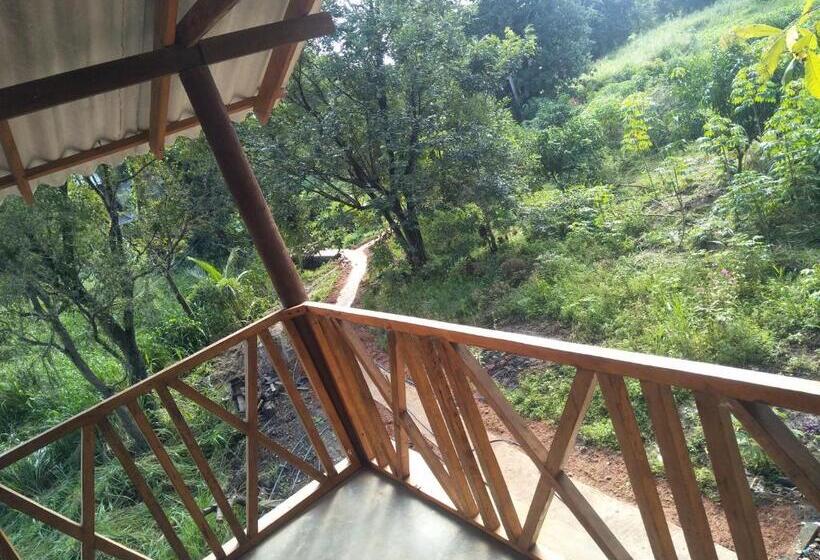 バルコニー付きスタンダードルーム, Gaga Addara Resort