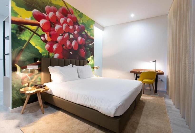 バルコニー付きスタンダードルーム, Grapple