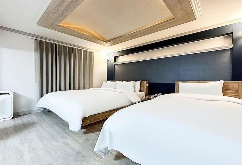 חדר משפחתי, Gumi Time