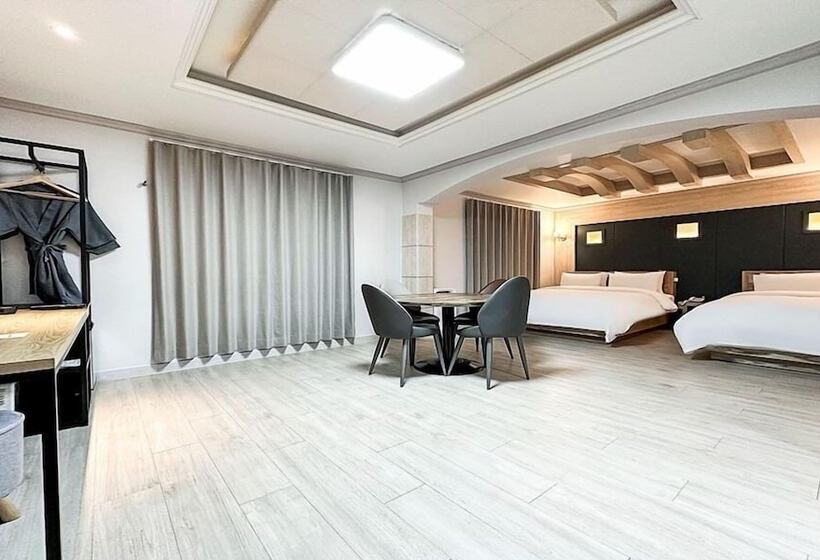 חדר משפחתי, Gumi Time