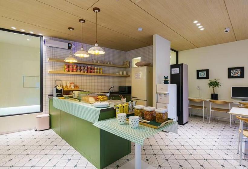 חדר סטנדרט, Gumi Time