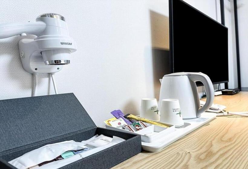 חדר סטנדרט, Gumi Time