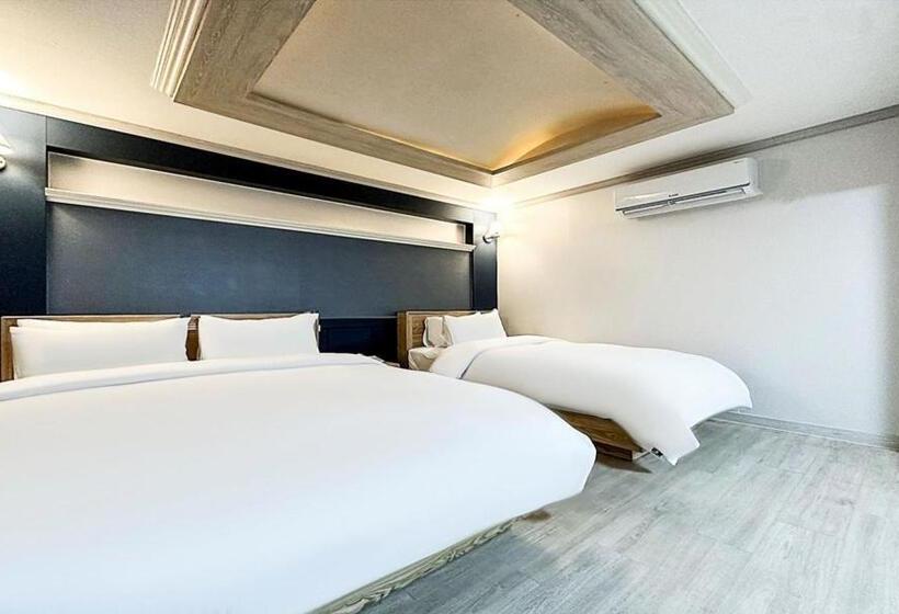 חדר משפחתי, Gumi Time