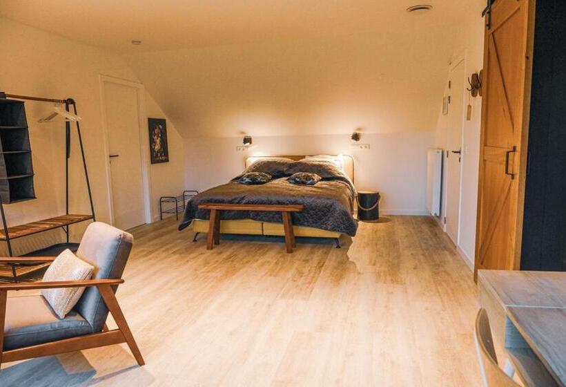 家庭房带园景, D&a Nest