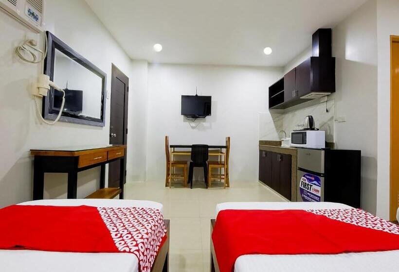 חדר סטנדרט לשלושה, Doña Aurora Condotel