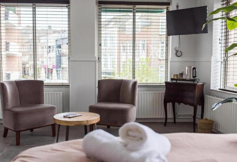 디럭스 룸, Koffie  En Eethuis De Heerlijckheid