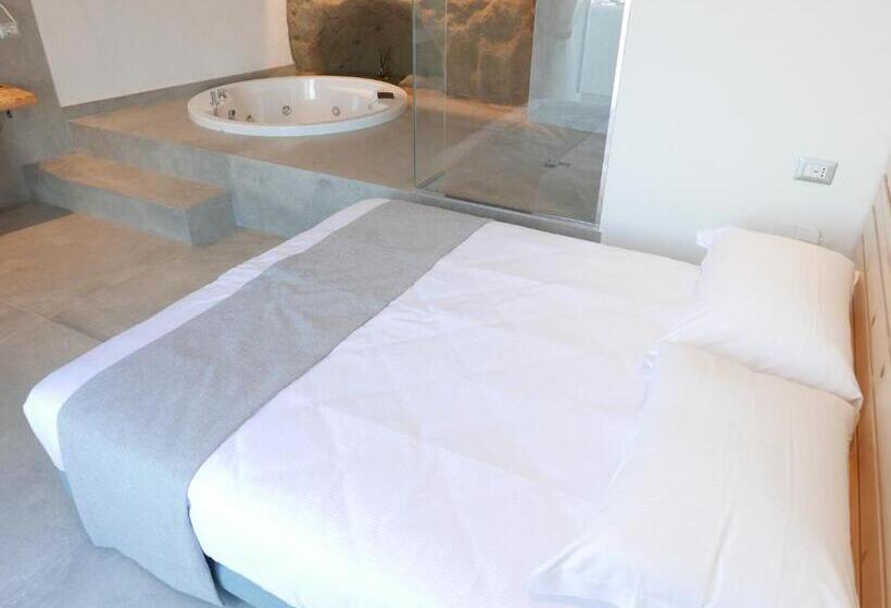 Номер Стандарт с Гидромассажем, Lavinum