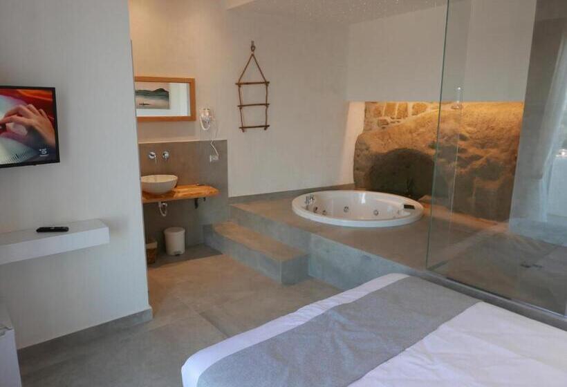 Номер Стандарт с Гидромассажем, Lavinum