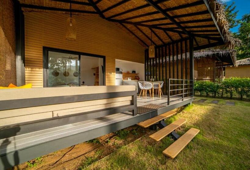 Номер Стандарт Вид на Горы, Suan Residence   Exotic And Contemporary Bungalows With Private Pool