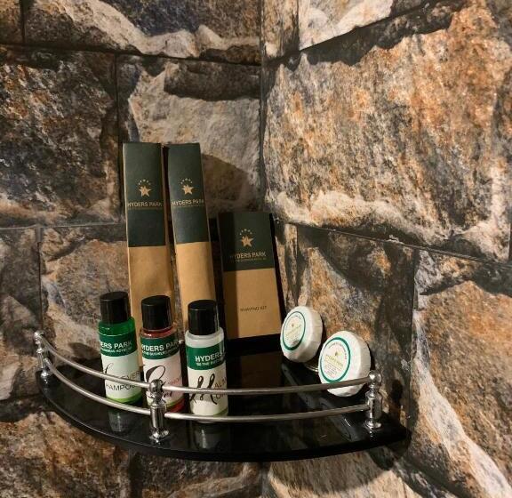 غرفة ديلوكس ثلاثية, Hyders Park  The Luxury