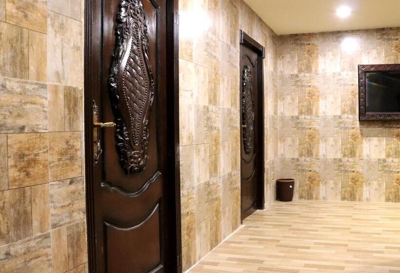 جناح عائلي, Hyders Park  The Luxury