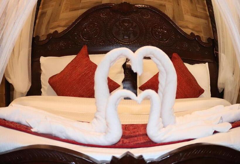 جناح سرير كينج, Hyders Park  The Luxury