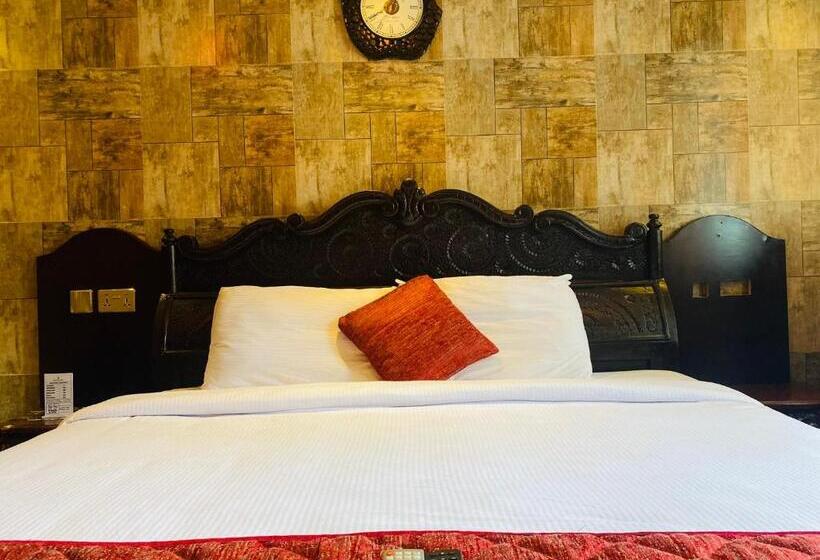 غرفة قياسية, Hyders Park  The Luxury