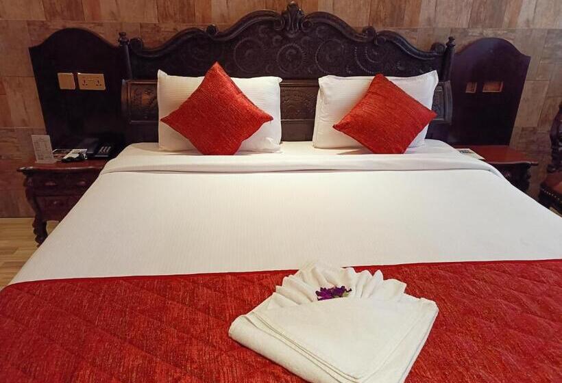 غرفة قياسية, Hyders Park  The Luxury