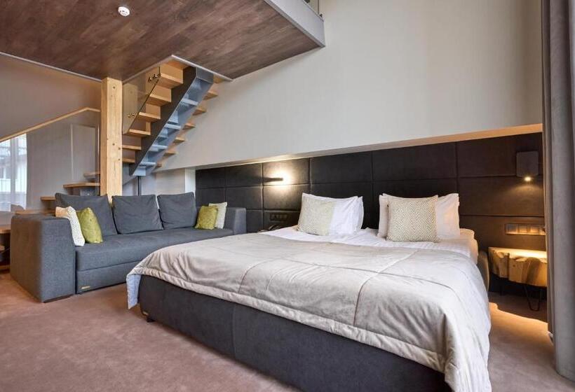 جناح دوبلكس, Twins Hotel & Spa