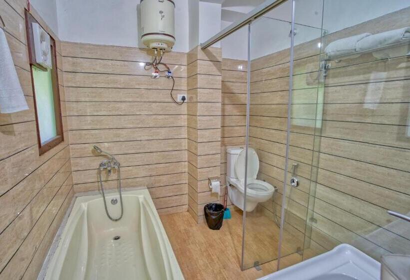 Люкс, Yogved Hospitality & Resort