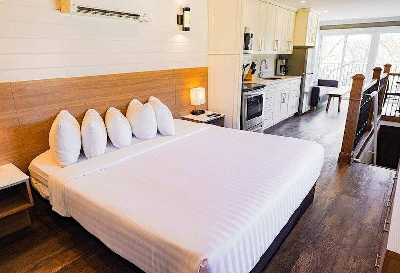 جناح سرير كينج, Colonial Hotel & Suites