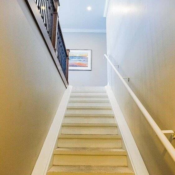 غرفة ديلوكس, Colonial Hotel & Suites