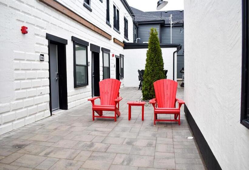 غرفة ديلوكس سرير كينج, Colonial Hotel & Suites