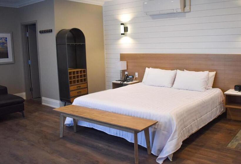 غرفة ديلوكس سرير كينج, Colonial Hotel & Suites