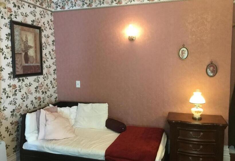 סוויטה משפחתית, Marmora And Lake Inn