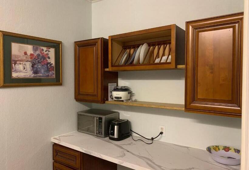 חדר סטנדרט נוף לגינה, Marmora And Lake Inn