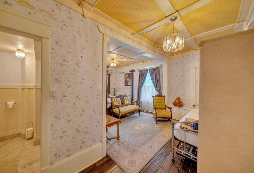 דירת חדר דלוקס, Marmora And Lake Inn