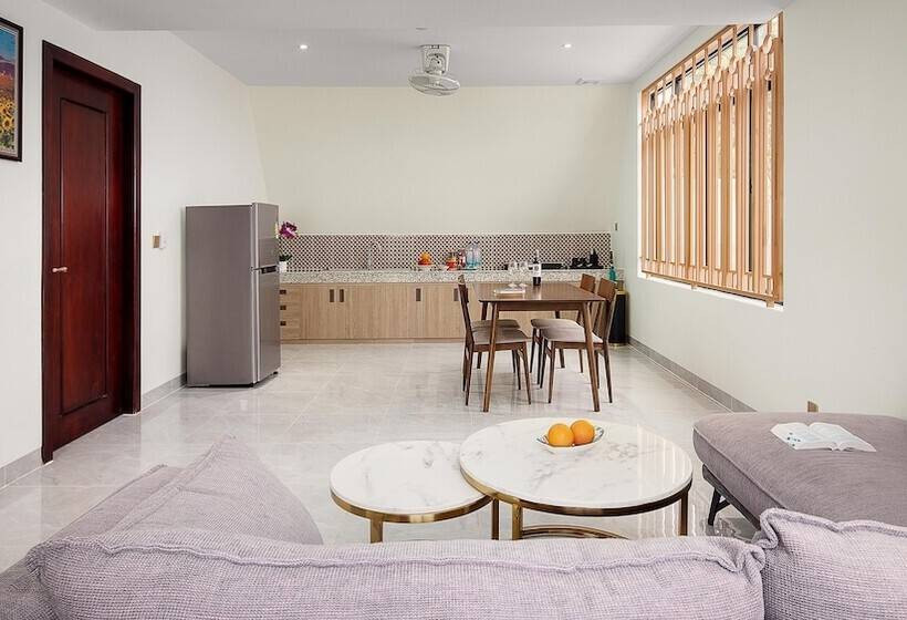 بنجلو قياسى غرفتين نوم, Vakara Hotel Kep