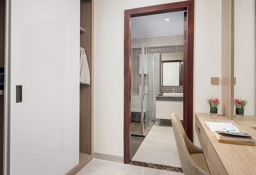 غرفة ديلوكس مطلة على الجبل, Vakara Hotel Kep