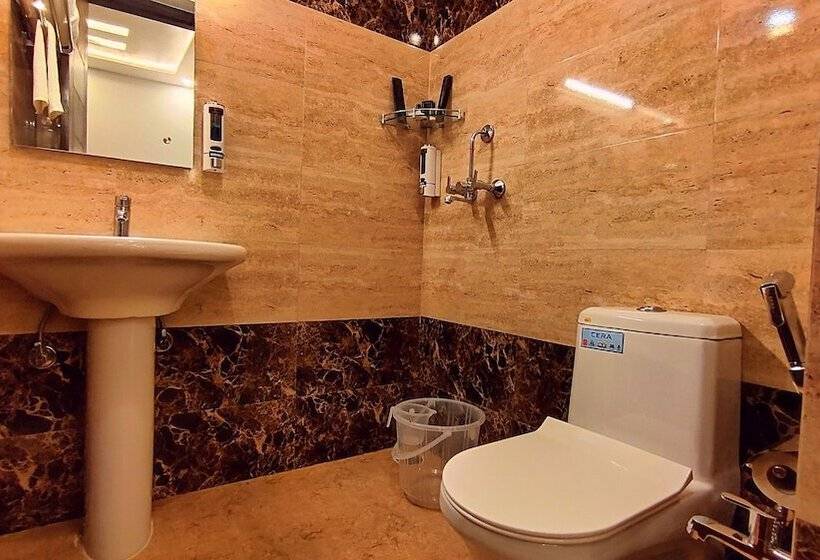 エクゼクティブルーム, Asapian House   A Luxury Homestay At Moradabad