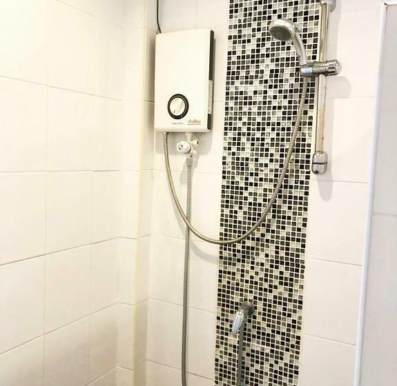 Номер Deluxe с Балконом, Kamala Seafood