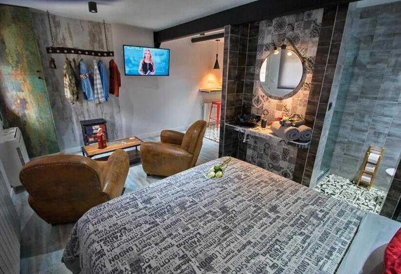 استودیوی استاندارد, T Homes   Cuenca