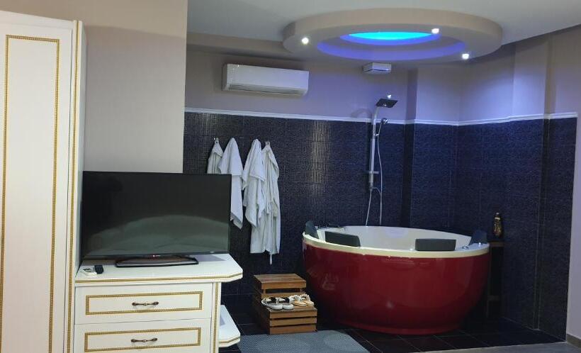 Люкс с гидромассажем, Kresko