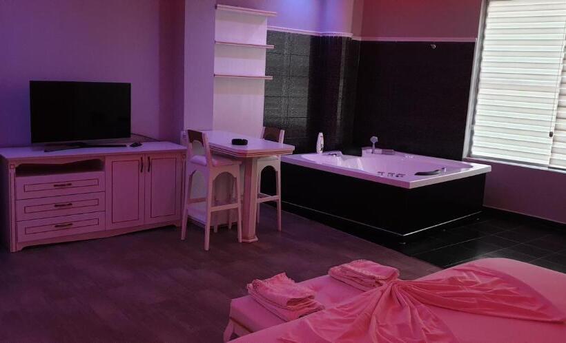 Люкс с гидромассажем, Kresko