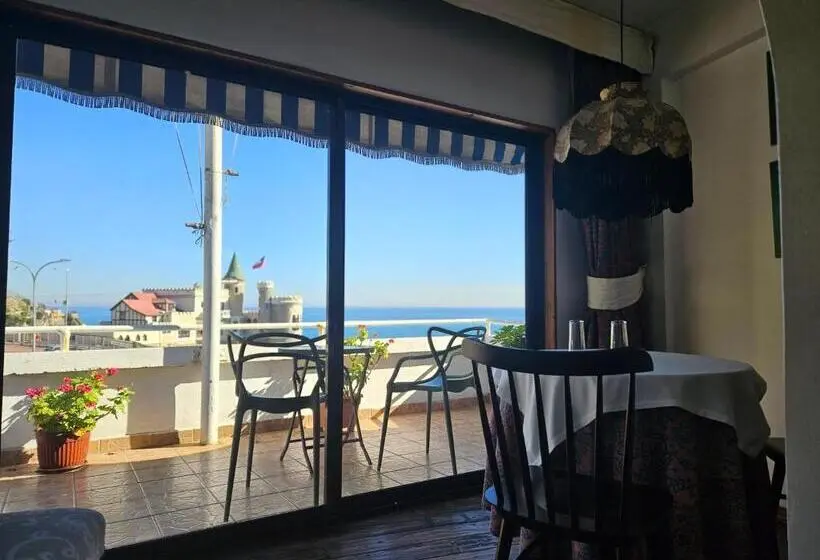 Standard Room Sea View, Restaurant Capducal