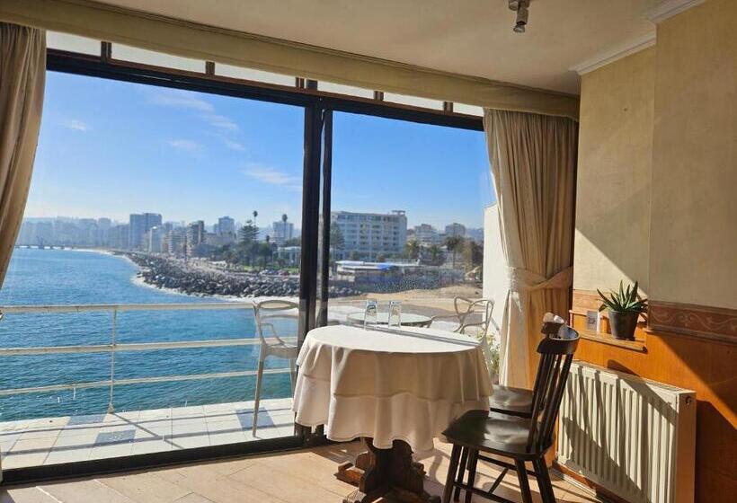 Standard Room Sea View, Restaurant Capducal