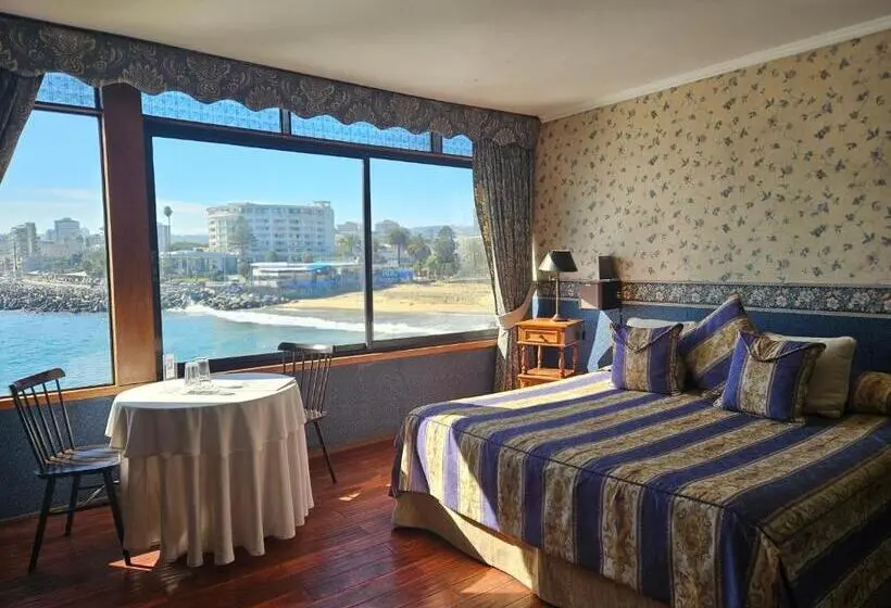 Junior Suite Sea View, Restaurant Capducal