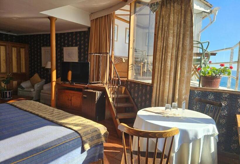 Suite Sea View, Restaurant Capducal